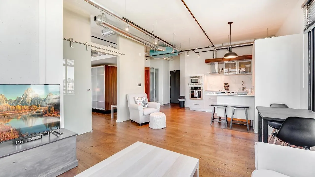 Urban City Living At The Jukebox Victoria Apartment